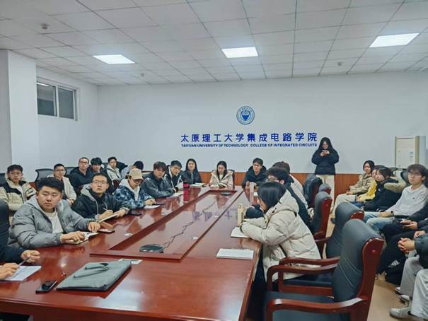 b60fb7c2f571c35e8adb3f1d377ed200